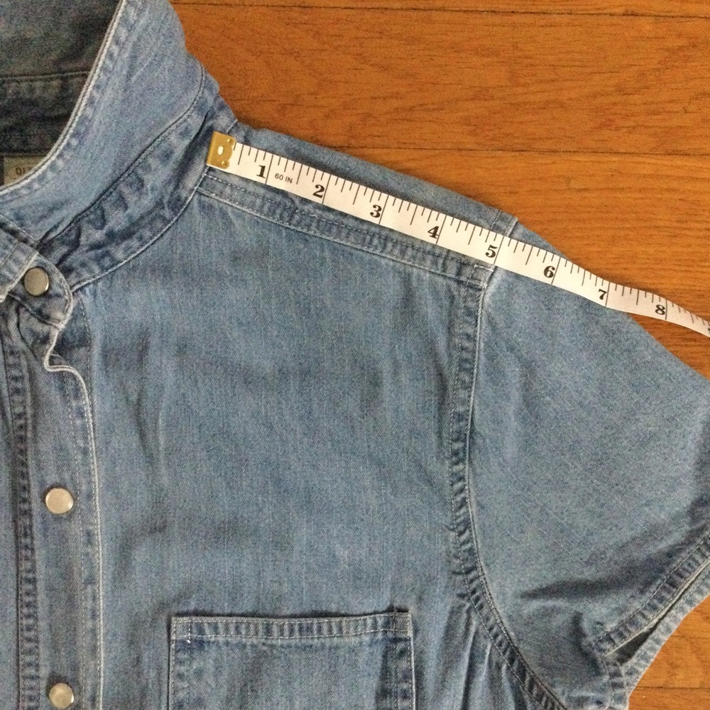 Old Navy denim button short sleeve top, size S - Picture 9 of 11